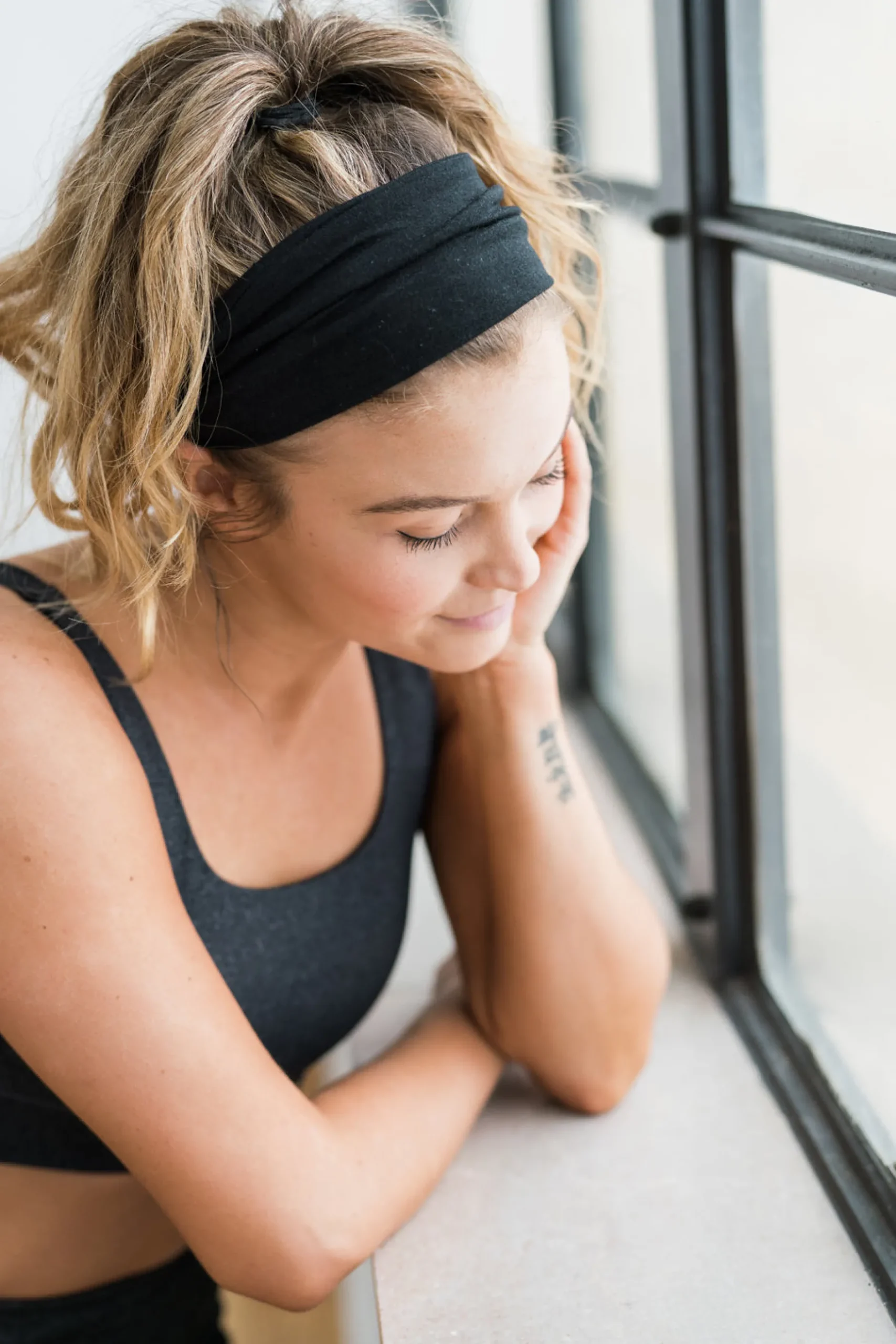 black_basics___headband_2.webp Headbands>Maven Thread BLACK BASICS - 4'' Headband
