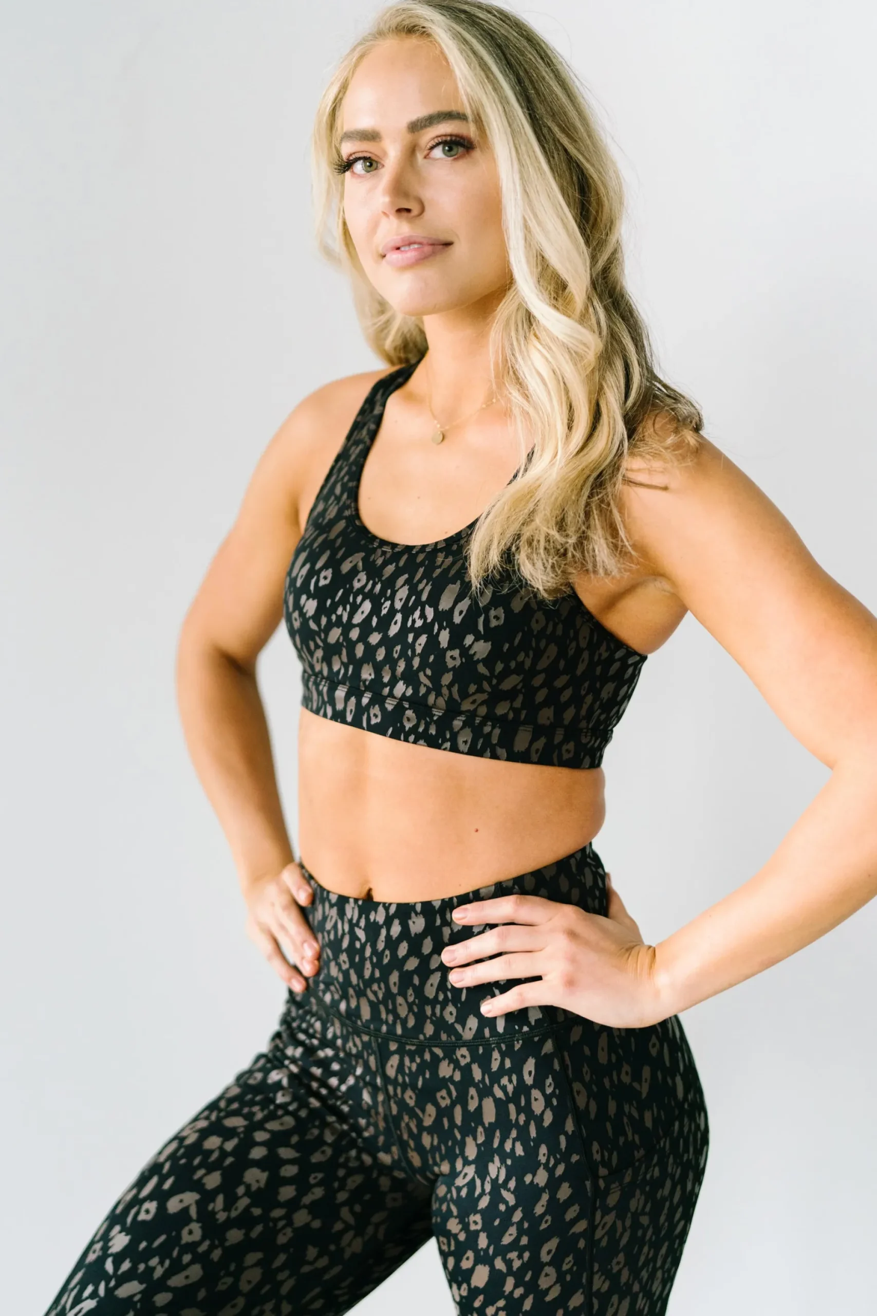 courage_sports_bra__black_7-2.webp Sports Bras>Maven Thread Courage Sports Bra - Black w/Brown Leopard