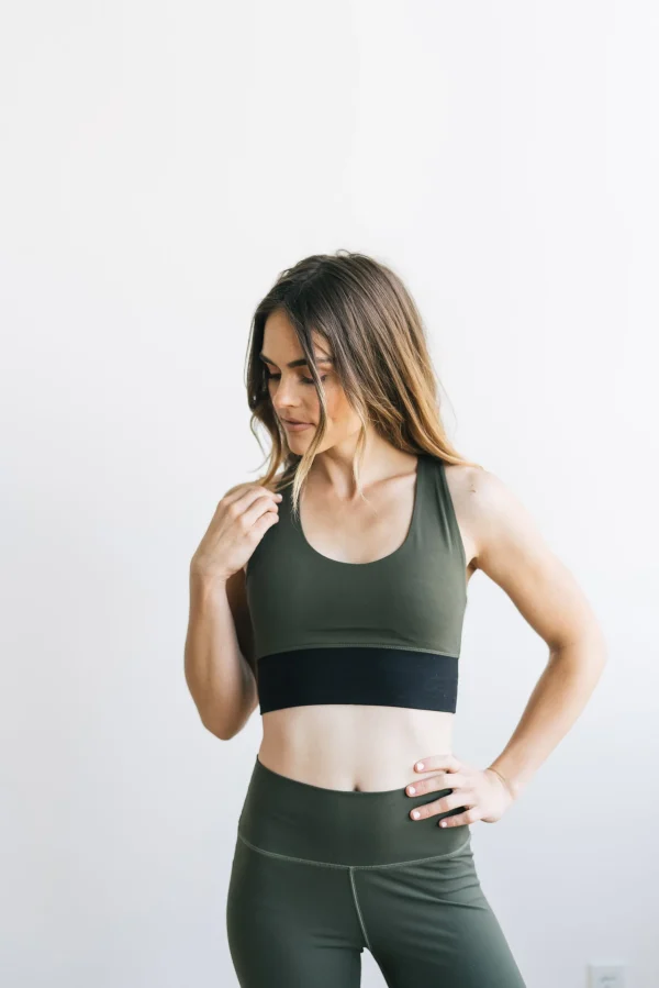 Sports Bras>Maven Thread Criss Cross Sports Bra - Olive Green / Black