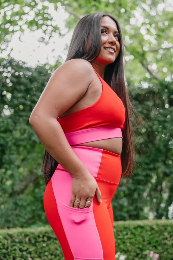 Sports Bras>Maven Thread Criss Cross Sports Bra - Passion Pink