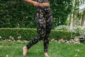 Sports Bras>Maven Thread Fierce Sports Bra - Gold Foil