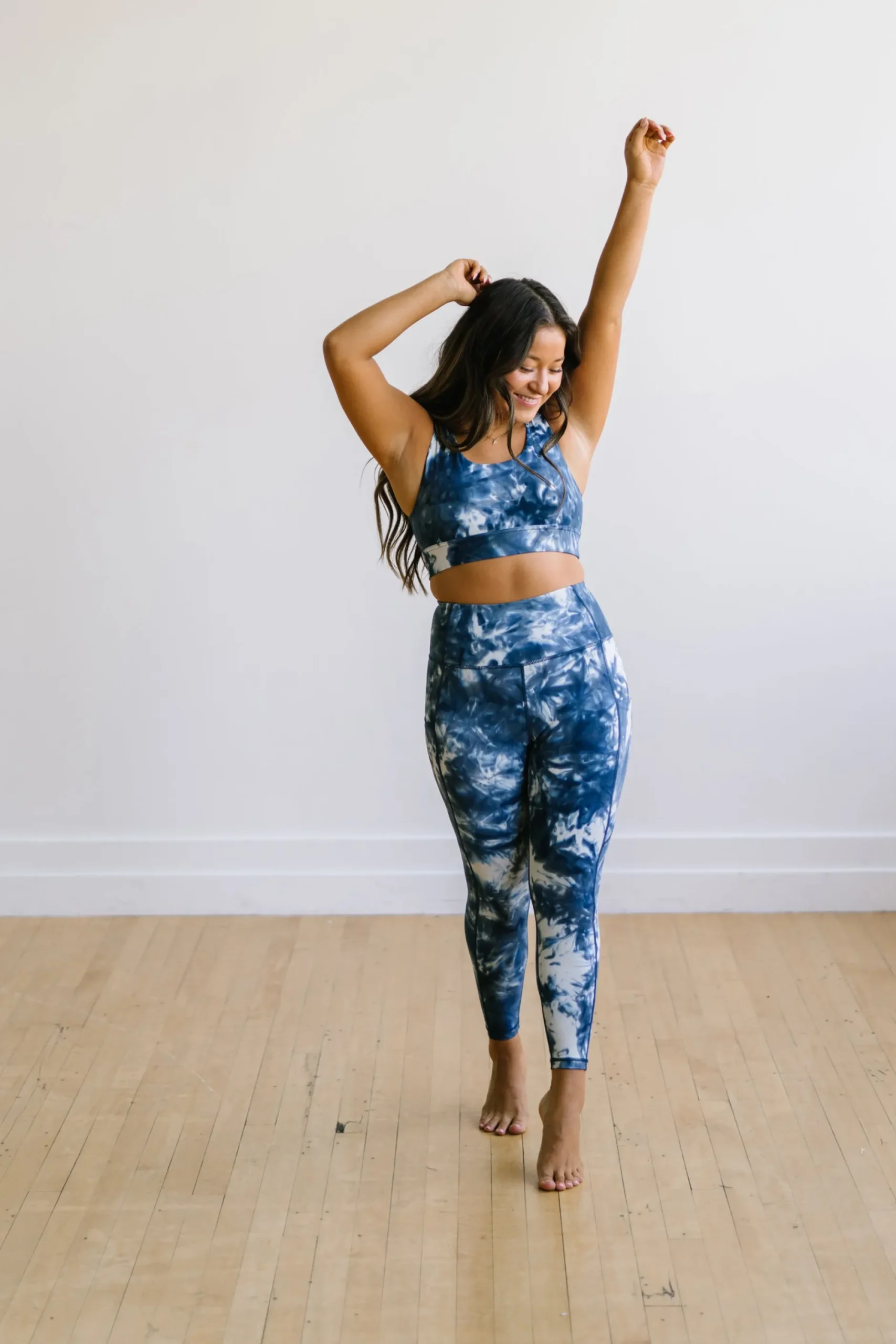 fierce_sports_bra__navy_t_4.webp Sports Bras>Maven Thread Fierce Sports Bra - Navy Tie Dye