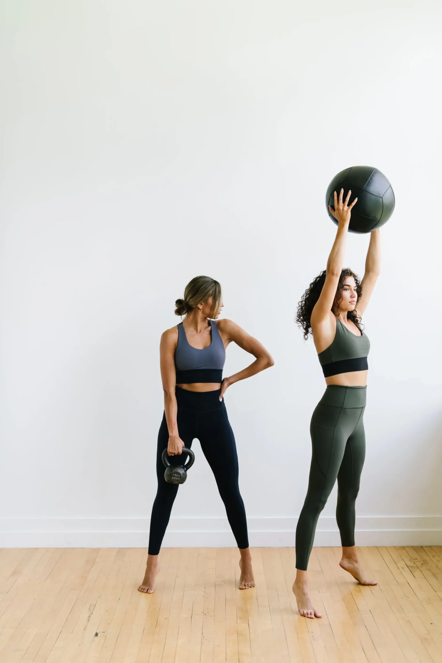 focus_leggings__olive_gre_4.webp Leggings>Maven Thread Focus Leggings - Olive Green