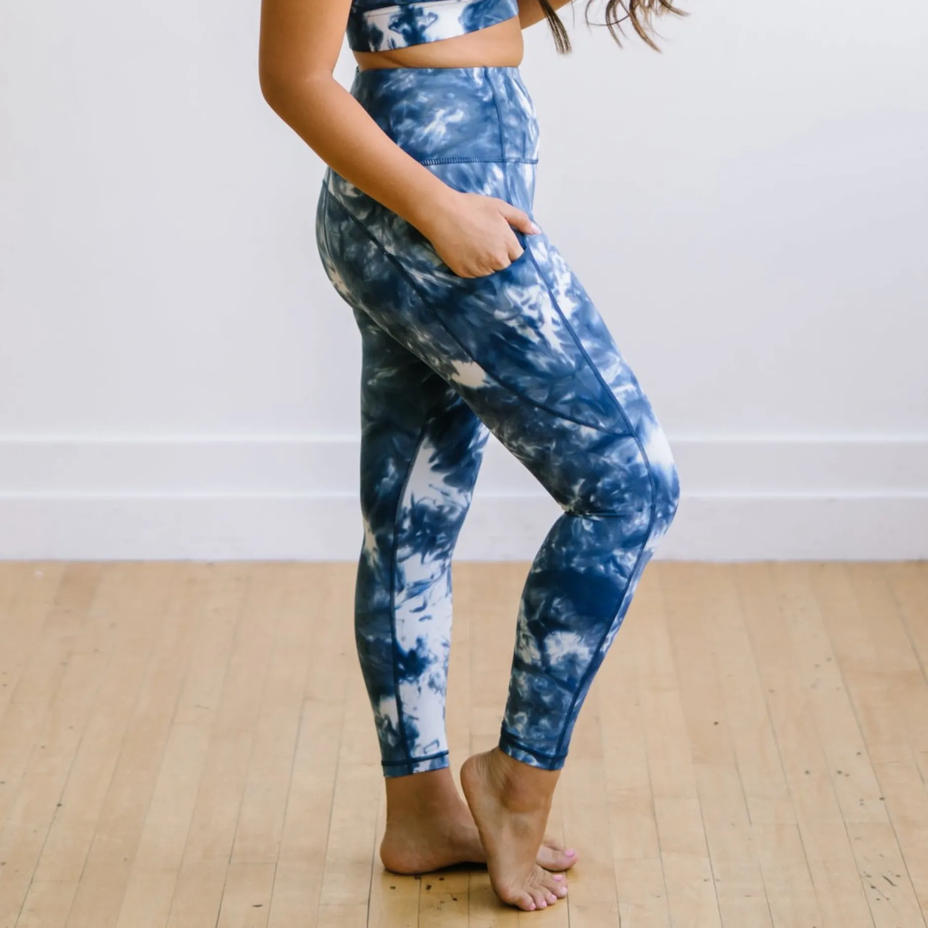inspire_leggings__navy_ti_0.webp Leggings>Maven Thread Inspire Leggings - Navy Tie Dye