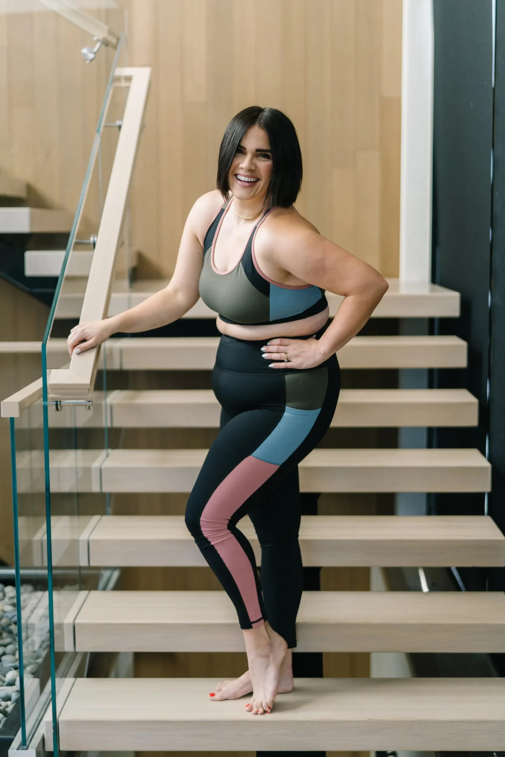 inspire_leggings__olive_c_3.webp Leggings>Maven Thread Inspire Leggings - Olive Colorblock