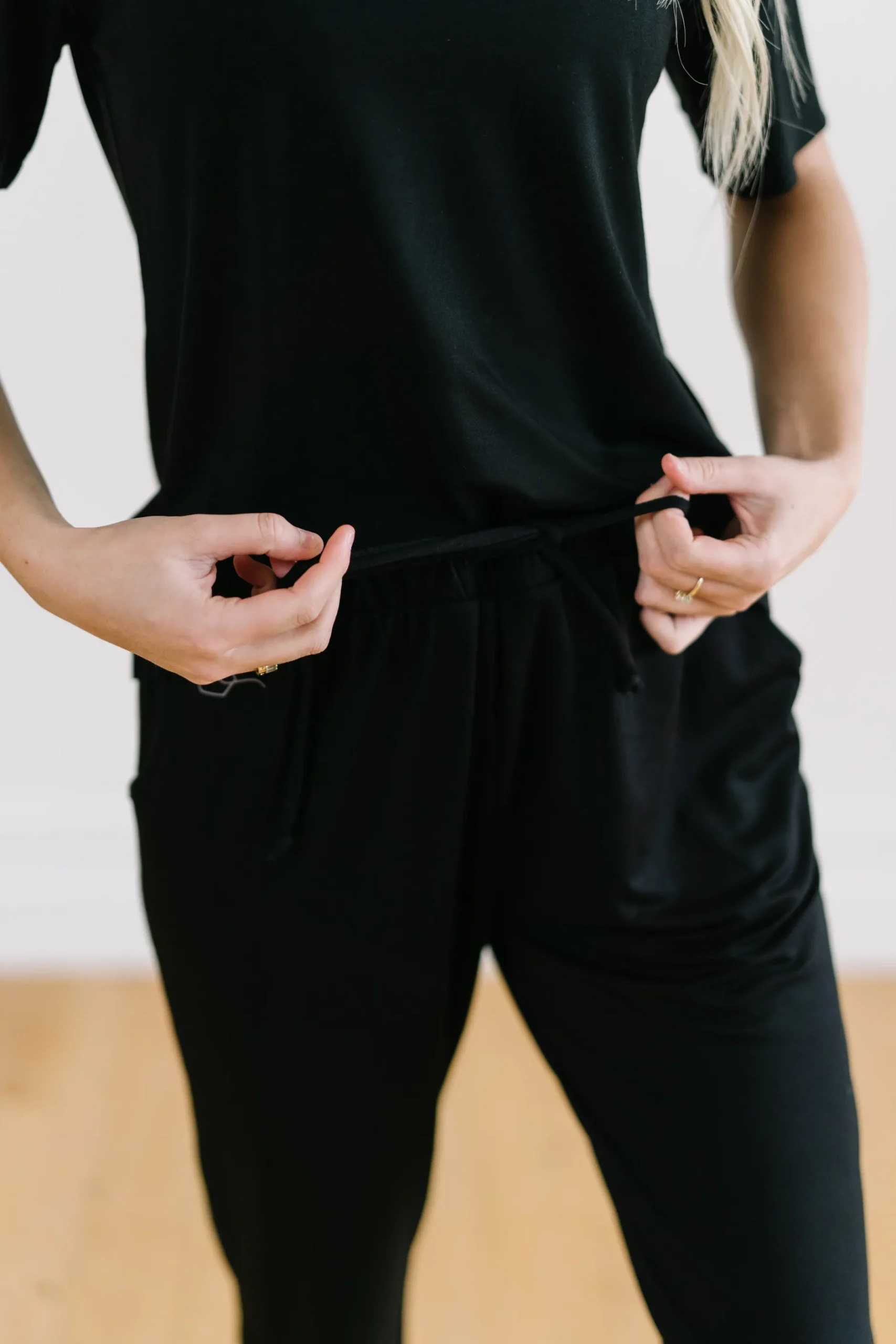 lounge_premium_pajama_pan_7.webp Sweats + Pjs + Lounge | Pajamas>Maven Thread Lounge Premium Pajama Pants - Black