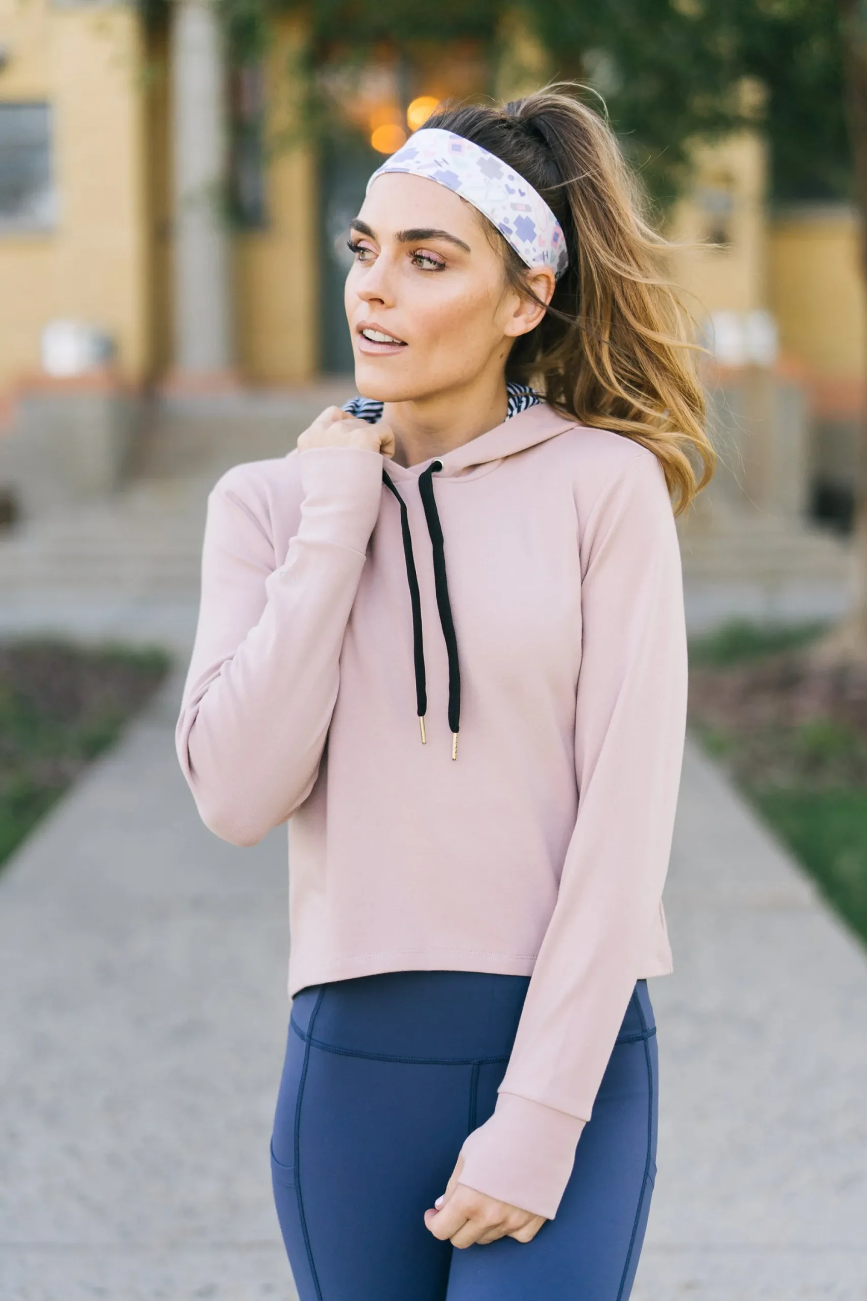 nightingale___headband_3-1.webp Headbands>Maven Thread NIGHTINGALE - 2'' Headband