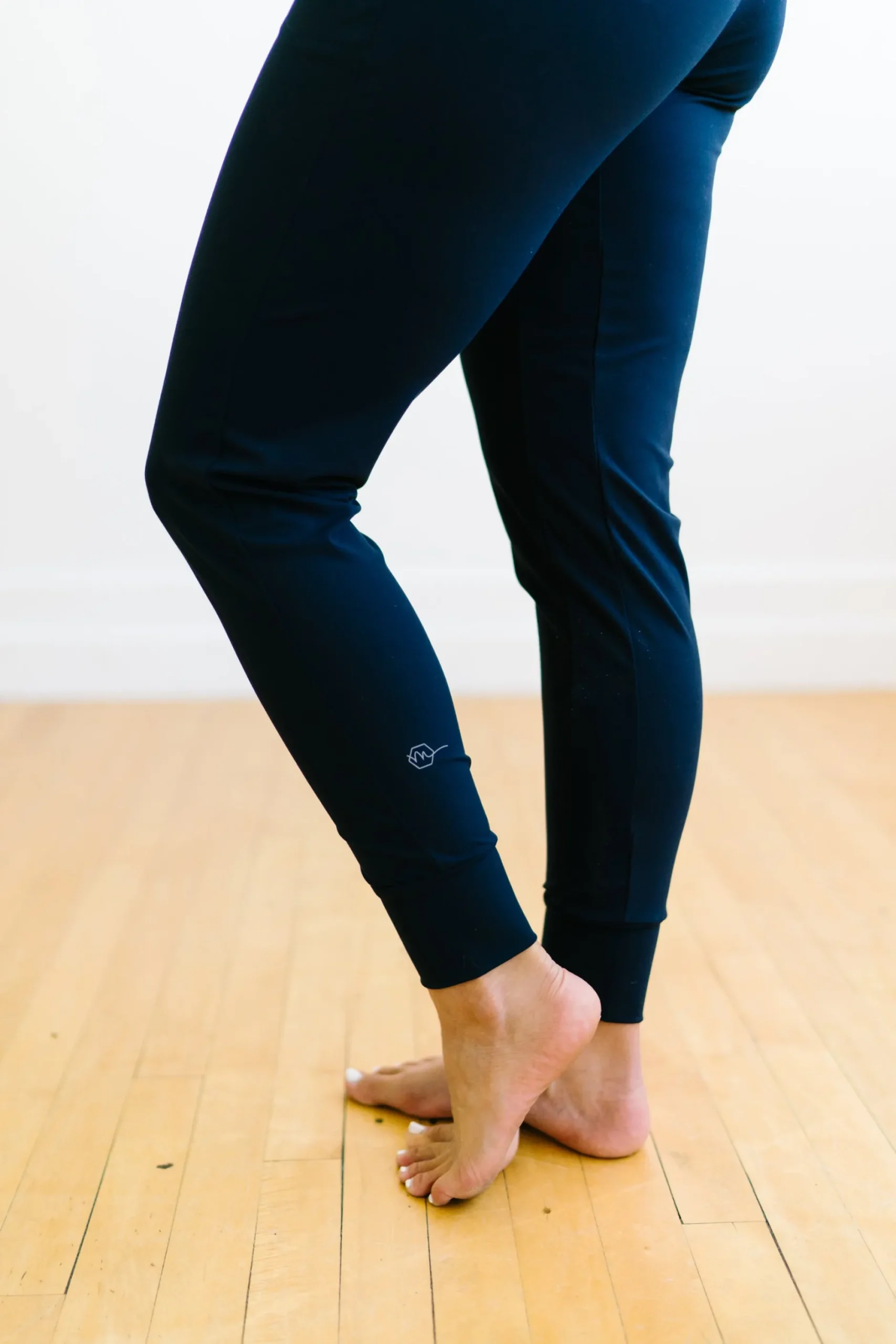warmup_joggers__navy_4.webp Joggers | Joggers>Maven Thread Warmup Joggers - Navy