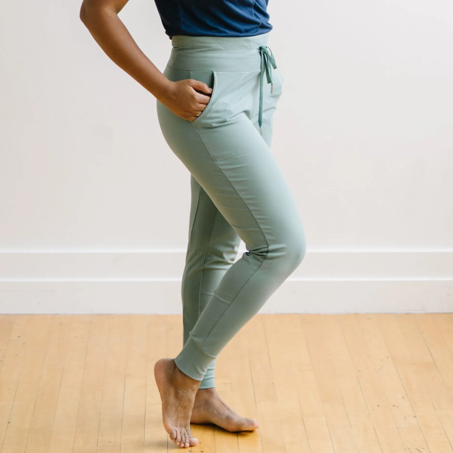 warmup_joggers__sage_0.webp Joggers | Joggers>Maven Thread Warmup Joggers - Sage
